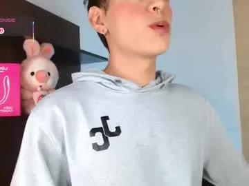 ezra_storm on Chaturbate