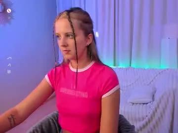 fluffy_waffles on Chaturbate