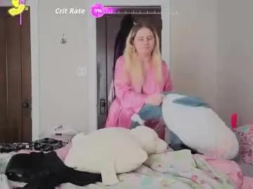 glitchwitch — who's getting stuffed this week? #mature #genderfluid #bbw #buttplug #chatting