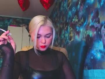 goddess_isabella11 on Chaturbate