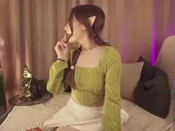 hottpeachh on Chaturbate