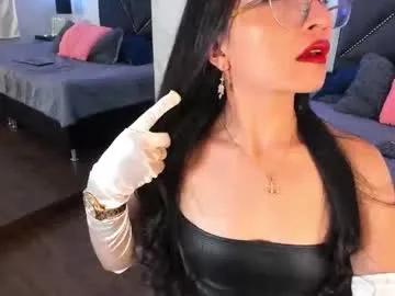 iris_bells on Chaturbate