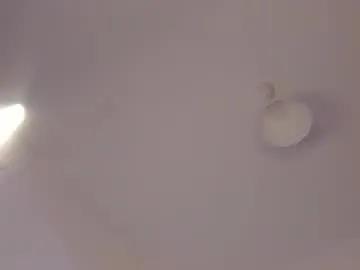 itsbellax on Chaturbate