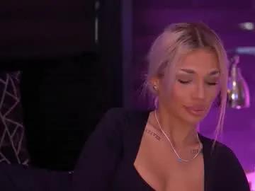 ivyrowa on Chaturbate