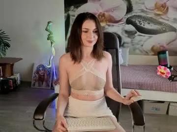 jennycutey — topless [1000 tokens left] Lovense free zone! Be nice :) #nolush #tits #brunette #beauty #smile