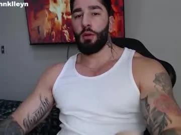 johnklleyn on Chaturbate
