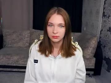 johnnietantum on Chaturbate