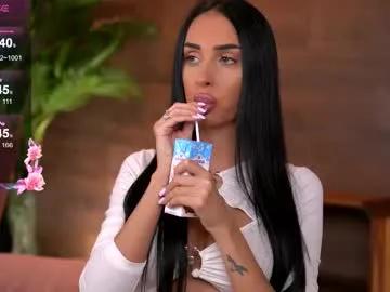 kairaandrews on Chaturbate