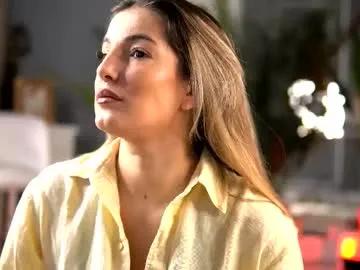 kellymathews on Chaturbate