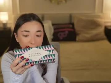 kira0541 on Chaturbate