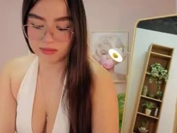 kloe222 on Chaturbate