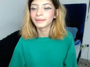 kratos_and_afrodita on Chaturbate