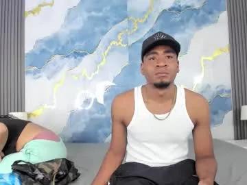 kylieandjhonny on Chaturbate