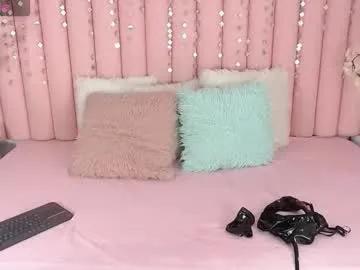 lalycastro on Chaturbate