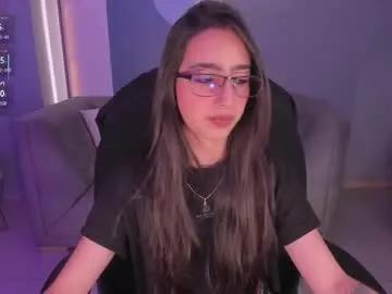 larisasmirnov on Chaturbate