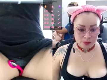 leidycrstnch21 on Chaturbate