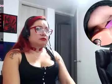 leidycrstnch21 on Chaturbate