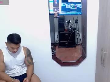 leo_muscleboy on Chaturbate