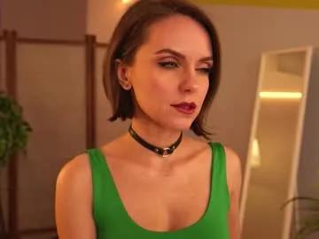 lil_fleur on Chaturbate