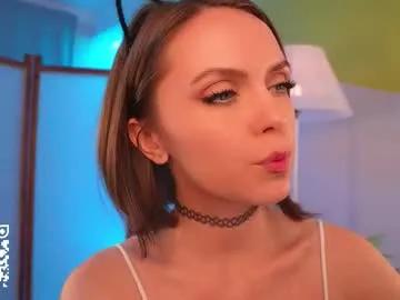 lil_fleur on Chaturbate