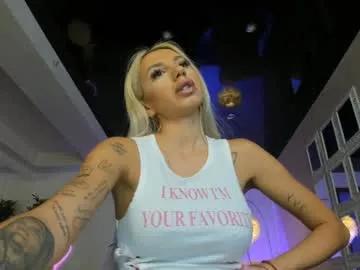 lisaakira on Chaturbate