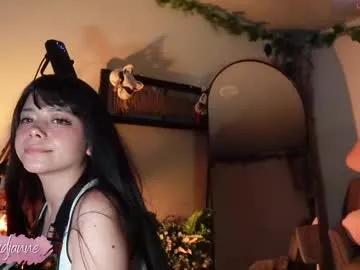 loidjanne on Chaturbate