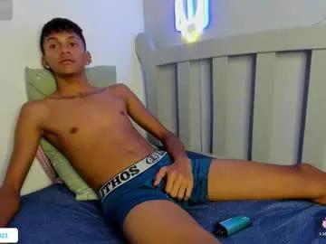 loistwink_1 on Chaturbate