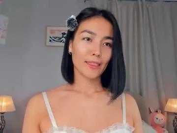 lora_lifelover on Chaturbate