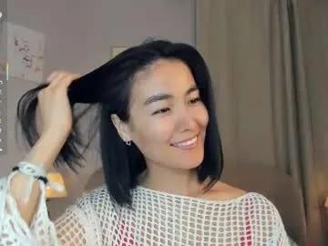 lora_lifelover on Chaturbate