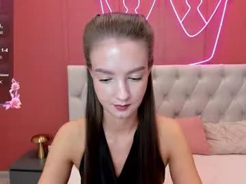 lorasunny on Chaturbate