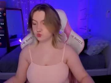 lovelyy_julia — GOAL: boob massage [15 tokens remaining] Welcome to my room! #18 #blonde #bigboobs #naturale  #nonude