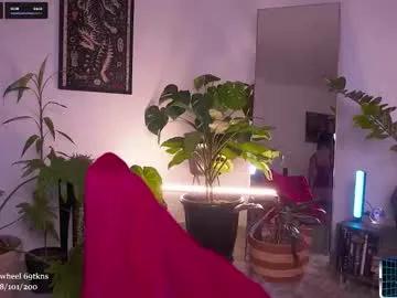 lucyallenx on Chaturbate