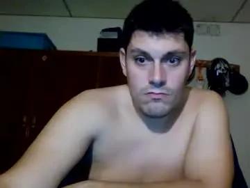 luis2423 on Chaturbate