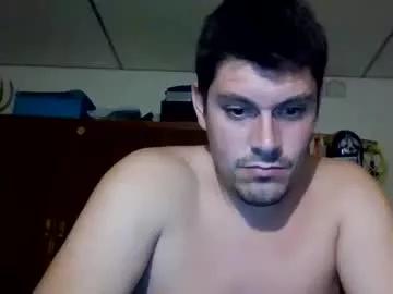 luis2423 on Chaturbate
