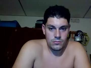 luis2423 on Chaturbate