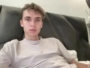 luis_7777 on Chaturbate