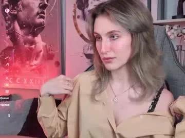 luxrayi on Chaturbate