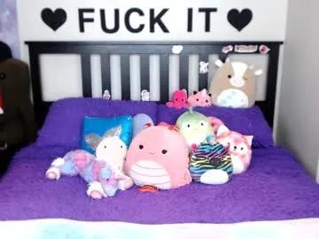 mackenziewolfe on Chaturbate