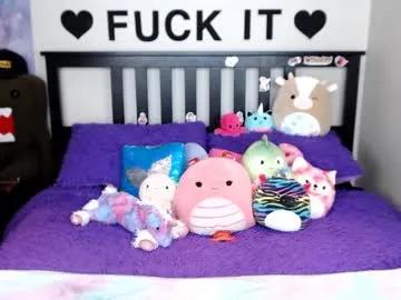 mackenziewolfe on Chaturbate