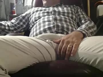 marrieddad19751975 on Chaturbate