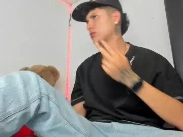 mateo_escobar on Chaturbate