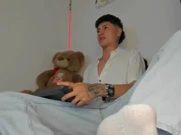 mateo_escobar on Chaturbate