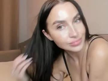 me_lina_ on Chaturbate