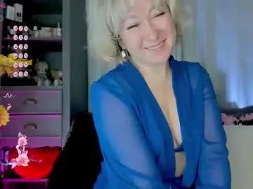 mia_wintermood on Chaturbate