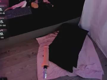 michelle_cutee_ on Chaturbate