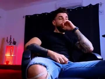 mightyaaron on Chaturbate