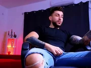 mightyaaron on Chaturbate