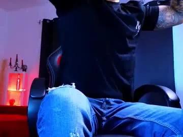 mightyaaron on Chaturbate