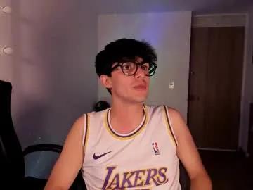 mikeyvioleta on Chaturbate