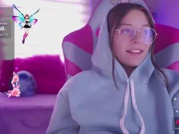 milly_kenner on Chaturbate